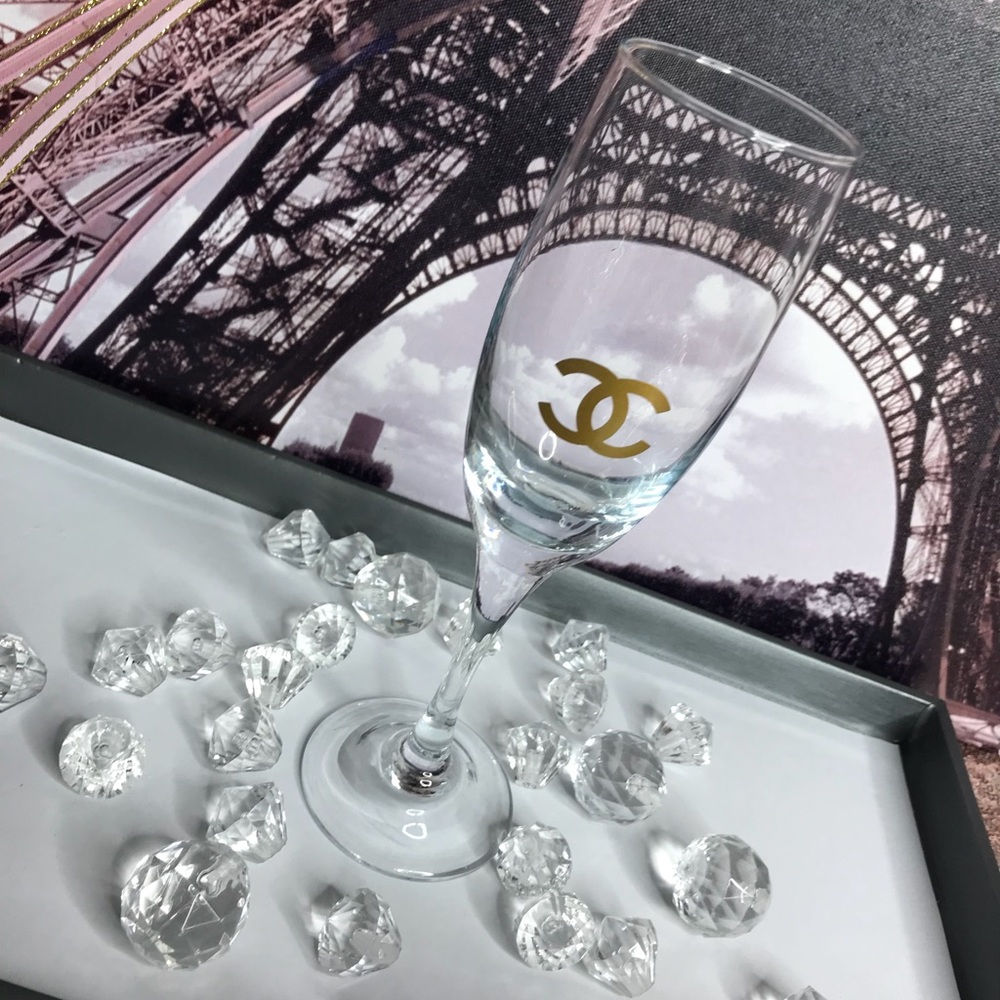 Exclusive champagne flute